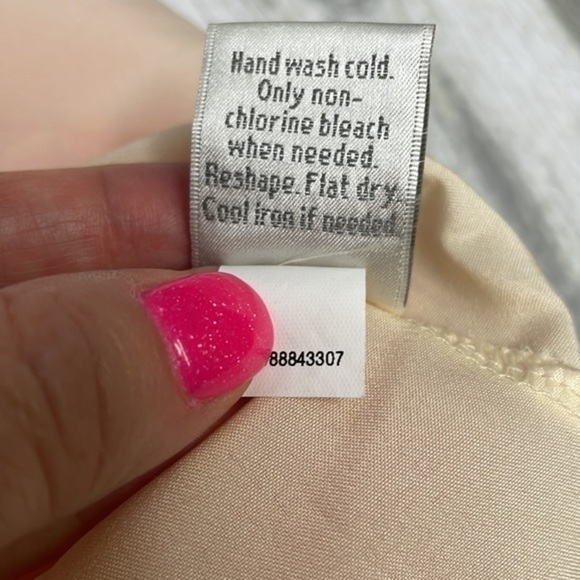 Lauren Conrad Coral & Cream Colored Sleeveless Midi Dress.Keyhole Back. Side Zip - Picture 13 of 14